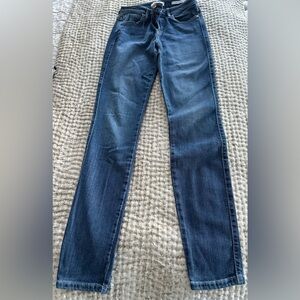 GUESS Sexy Curve Ladies Women’s Size 25 Denim Blue Jeans